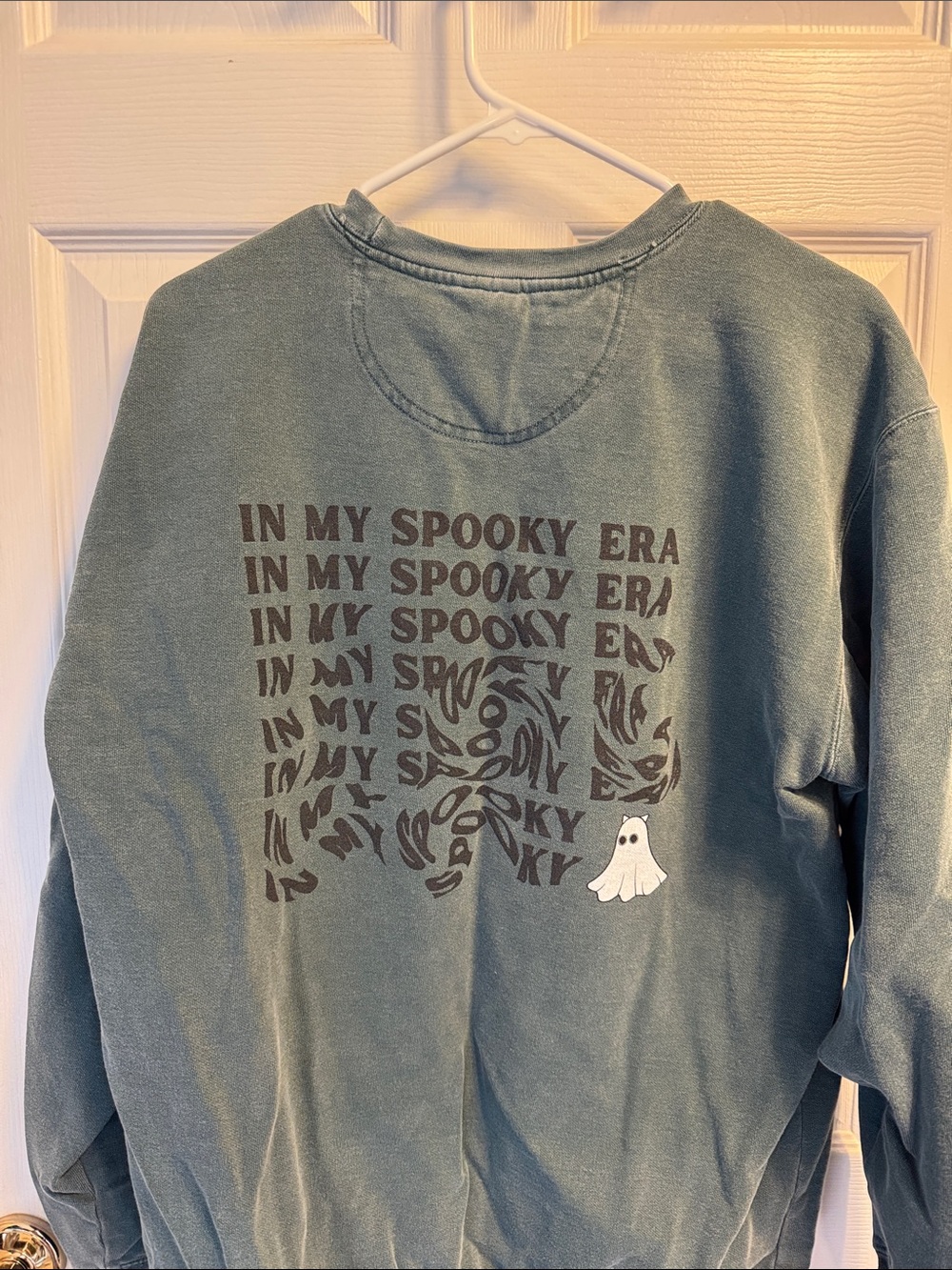 Taylor Swift themed Halloween crewneck - Picture 4 of 4